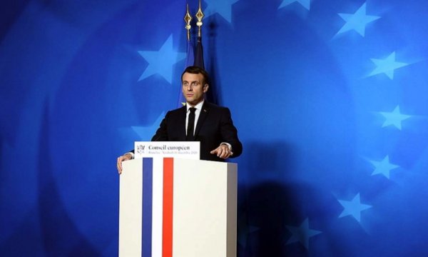 Fransa'da halkın yüzde 60'ı Cumhurbaşkanı Macron'dan memnun değil