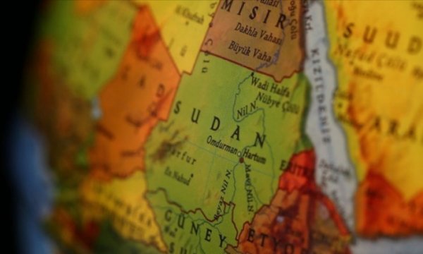 İsraille normalleşen Sudan'a ABD hediyesi: Listeden çıkarıldı