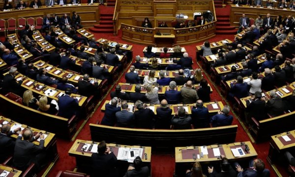 Yunanistan 2020 savunma bütçesindeki silahlanma payını 5 kat artırdı