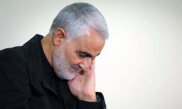 Şehit Süleymani'yi duygulandıran ve ağlatan olay (Video)