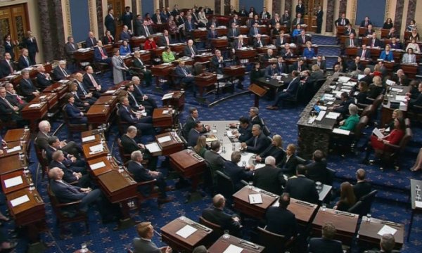 Azil defteri kapandı: Trump, Senato'da tüm suçlamalardan aklandı