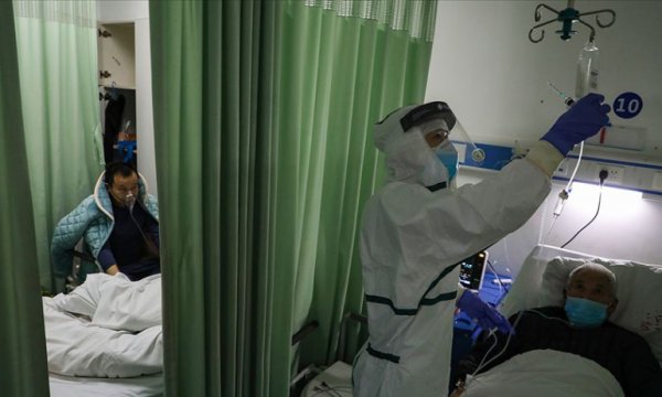 Yeni koronavirüs salgınından ölenlerin sayısı 812’ye çıktı