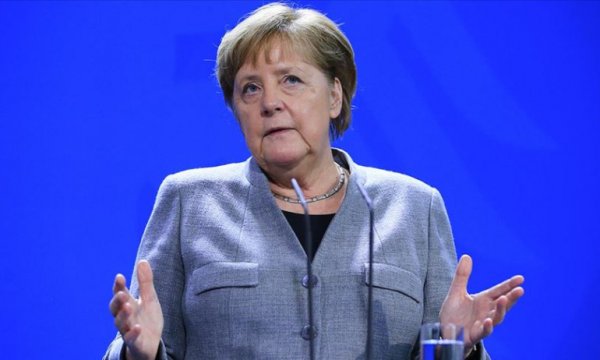 Merkel: İnsanların güvenliğini sağlamak en öncelikli görevimiz