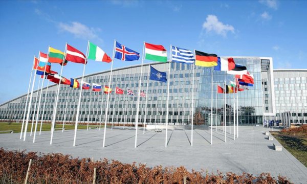 NATO Türkiye'nin talebi üzerine bugün olağanüstü toplanıyor