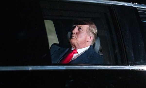 Suudi Arabistan ve BAE'den Trump'a yüz milyonlarca dolarlık yasa dışı bağış