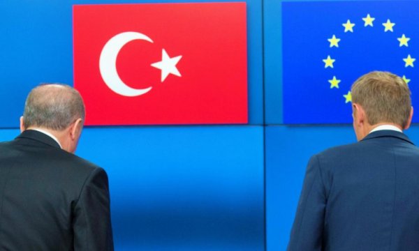  'Türkiye sınır kapılarını açtı, Avrupa’ya göçmen geçişlerinde denetim durduruldu'