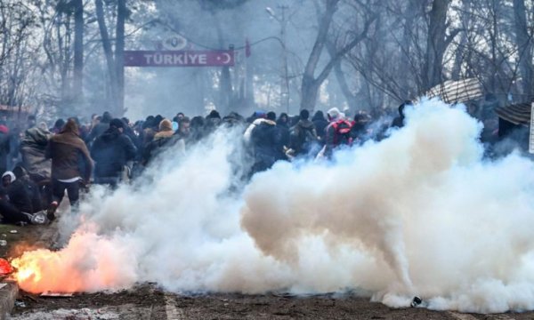 BM'den göçmen akınıyla ilgili çağrı