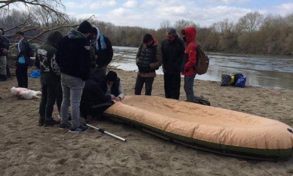Nehri geçme mücadelesi