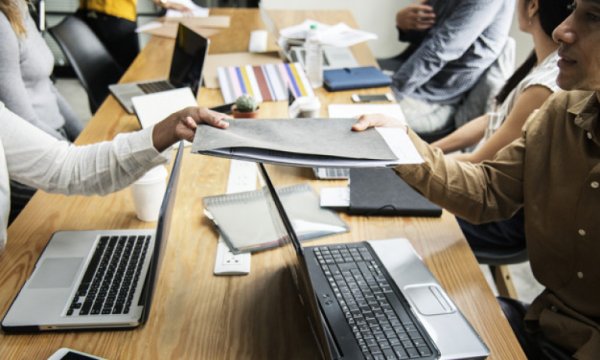 Almanlar 2019’da 62,7 milyar saat çalışarak rekor kırdı