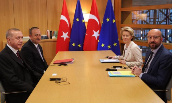 Cumhurbaşkanı Erdoğan'ın Brüksel'deki toplantıyı terk ettiği iddia edildi