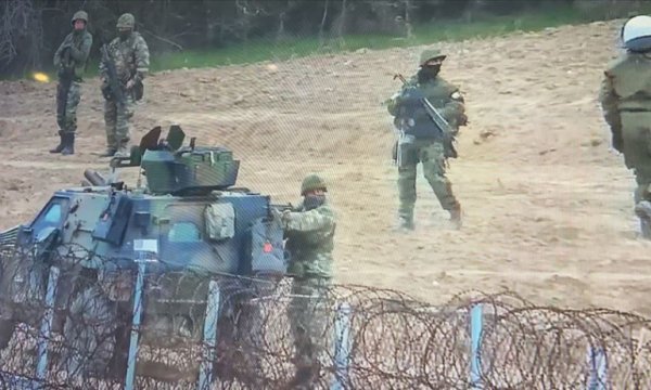 Yunanistan'ın sığınmacıları gizli merkezlerde tuttuğu iddia edildi