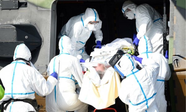 Fransa'da Kovid-19 nedeniyle ölenlerin sayısı 3 bin 523'e yükseldi