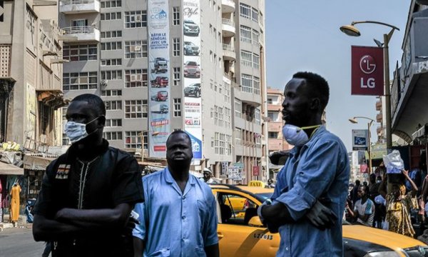 Afrika'da Kovid-19 endişesiyle alınan tedbirler sertleşiyor