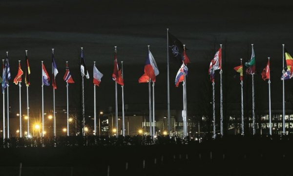 NATO Savunma Bakanları Kovid-19 salgınının uzun vade etkilerini görüşecek