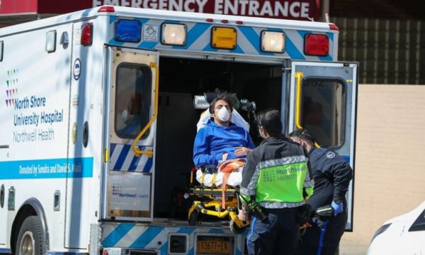 New York'ta Kovid-19 salgınında 731 ölümle en yüksek can kaybı yaşandı