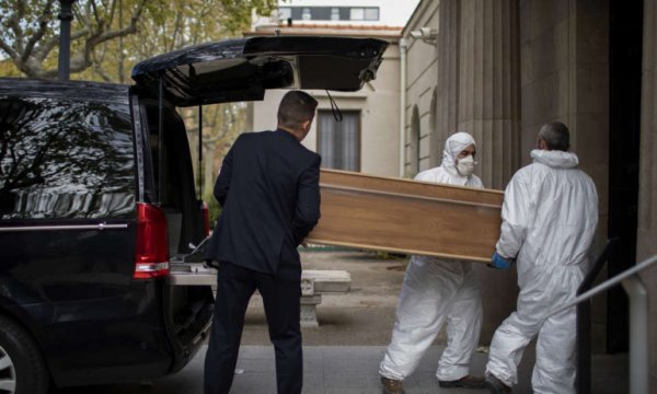 Avrupa ülkelerinde Kovid-19 kaynaklı ölümler artmaya devam ediyor