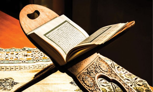 İtalyan Belediye Başkanı koronavirüse karşı Kur'an-ı Kerim okuttu