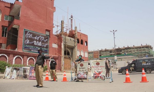 Pakistan'da Kovid-19 vaka sayısı 6 bini aştı