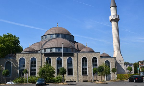 Almanya İslam Konseyi Başkanı: Amacımız 3 Mayıs’ta camileri açmak