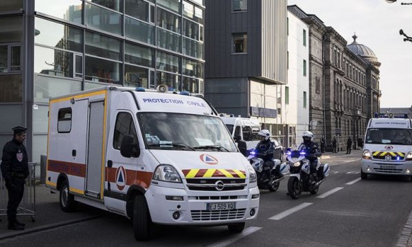 Fransa'da Kovid-19'dan ölenlerin sayısı 22 bin 245'e yükseldi