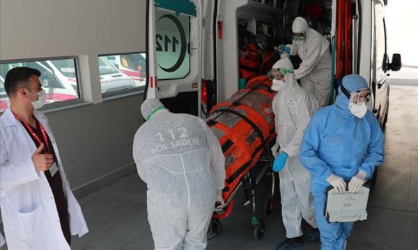 Türkiye'nin koronavirüsle mücadelesinde son 24 saatte yaşananlar
