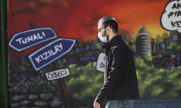 Türkiye'nin koronavirüsle mücadelesinde son 24 saatte yaşananlar