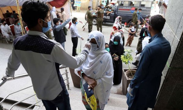 Pakistan'da Kovid-19 ölü ve vaka sayıları 12 günde 2 katını aştı
