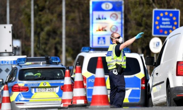 Avrupa’da sınır kontrolleri gevşetiliyor