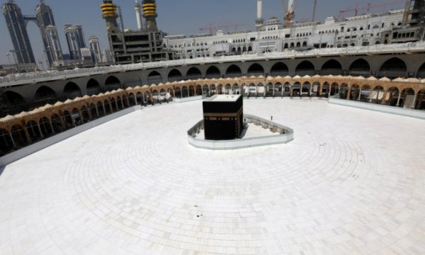 Suudi Arabistan: Umre ve Mescid-i Haram'a ziyaret yasağı devam edecek