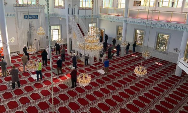 Avustralya’nın nüfusu en kalabalık eyaletinde 83 gün sonra cuma namazı kılındı 
