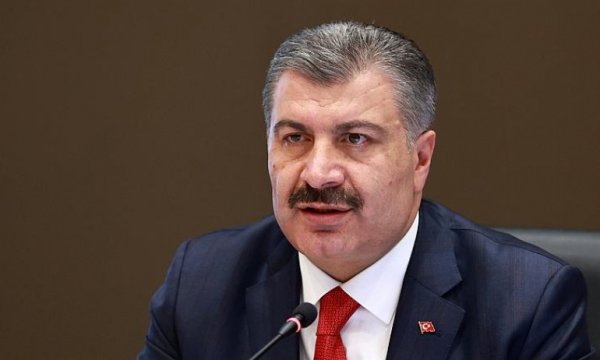Covid-19: Test sayısında rekor kırıldı, yeni vaka binin altında kaldı