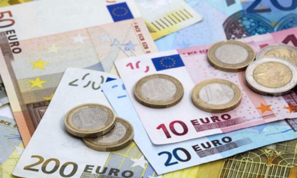 Almanya'da Çocuk başına 300 euro Eylül ve Ekim'de banka hesabında olacak