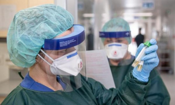 Dünya genelinde Kovid-19 tespit edilen kişi sayısı 7 milyon 742 bini geçti