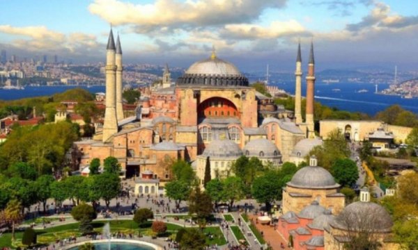 Türkiye halkının % 73’ü Ayasofya’nın açılmasını istedi
