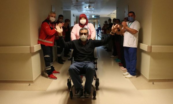 Türkiye'nin koronavirüsle mücadelesinde son 24 saatte yaşananlar