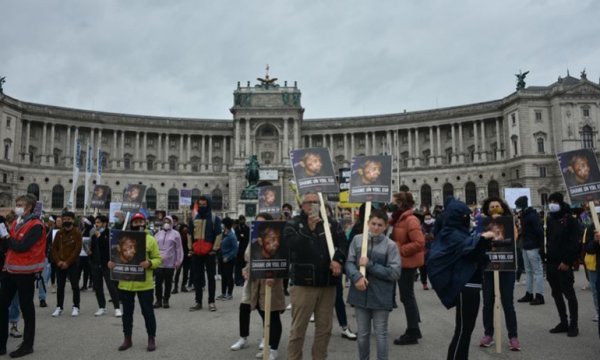 Avusturya’da 'Dünya Mülteciler Günü'nde' ırkçılık karşıtı gösteri