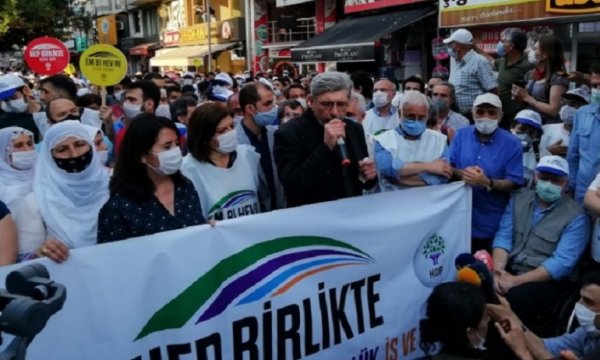  Cihangir İslam, HDP’nin yürüyüşünde konuştu