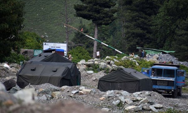 Çin, Hindistan ile sınır bölgesindeki sorunu barışçıl yollarla çözmek için anlaştığını açıkladı