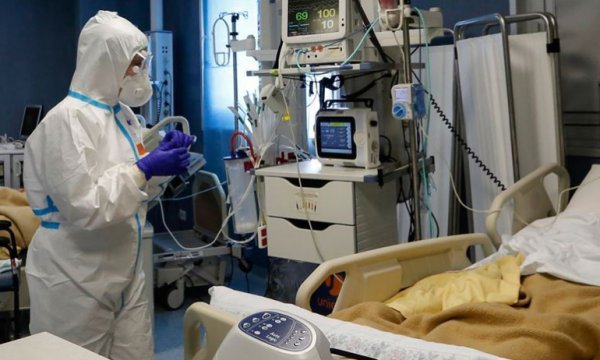 İtalya'da Kovid-19'dan ölenlerin sayısı 34 bin 405'e yükseldi