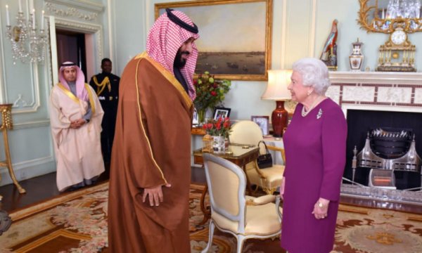 İngiliz ordusu Yemen'i abluka altına almada Suudi koalisyonuna yardım ediyor 