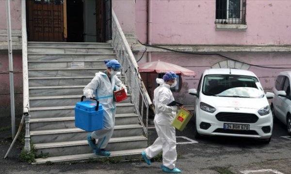 Türkiye'nin koronavirüsle mücadelesinde son 24 saatte yaşananlar