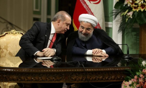 Erdoğan: Türkiye-İran diyaloğu belirleyici role sahiptir