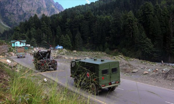 Hindistan ve Çin sınır birliklerinin geri çekilmesi konusunda anlaştı 