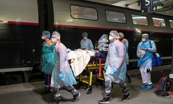 Fransa'da salgının başından bu yana görülen günlük en yüksek vaka sayısına ulaşıldı