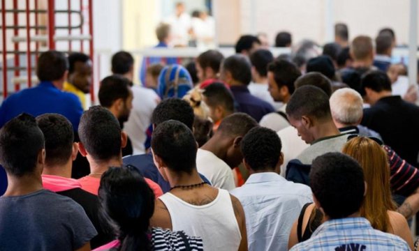AB ülkelerine iltica başvurularında büyük düşüş