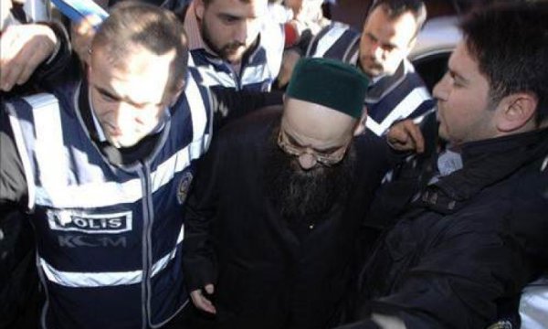 'Cübbeli Ahmet ifadesinde Dernek ismi vermedi' iddiası
