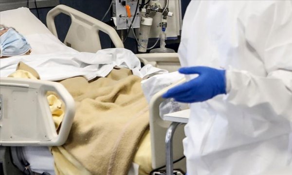 İtalya, Kovid-19 salgınında son 24 saatte 1869 yeni vaka açıkladı 