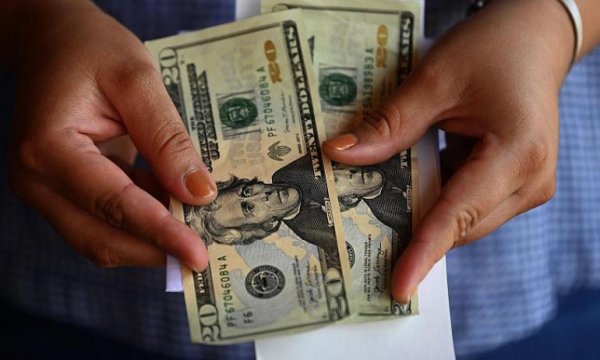 'Afrika altın, elmas ve platin parası transferlerinden 830 milyar dolar kaybetti' 