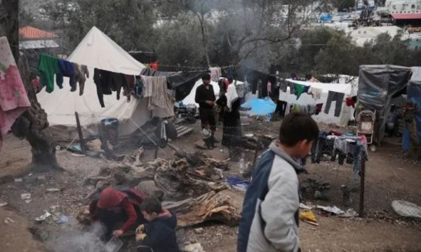 Yunanistan'daki sığınmacı kampında korona kaynaklı ilk ölüm