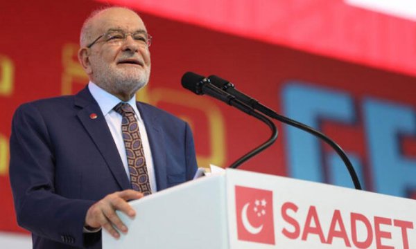 'ABD dış ülkelere ihraç ettiği 'Demokrasi'nin küçük versiyonunu yaşadı'